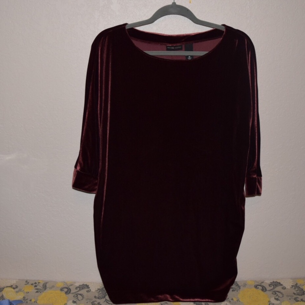 🛑SOLD🛑 New York and company maroon velvet dress - Picture 2 of 6
